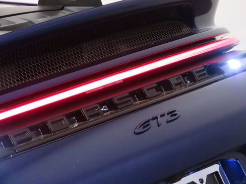 Certified 2026 Porsche 911 GT3 RWD image 12