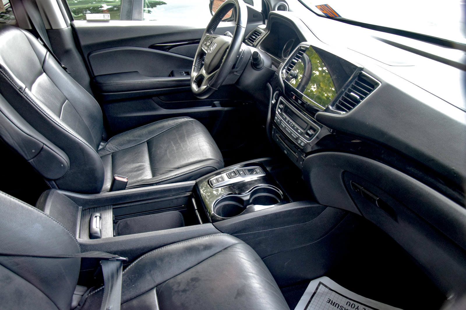 Used 2019 Honda Pilot Touring image 8