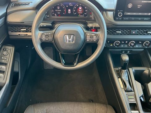 Used 2023 Honda Accord EX image 14