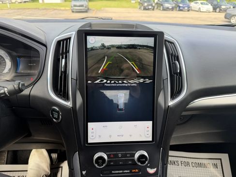 Used 2022 Ford Edge Titanium AWD/4WD image 29