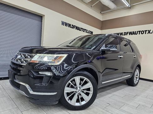 Used 2019 Ford Explorer Limited w/ Class III Trailer Tow Package image 1