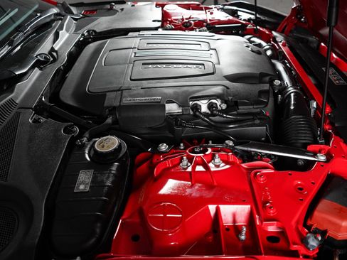 Used 2014 Jaguar F-TYPE S RWD image 41