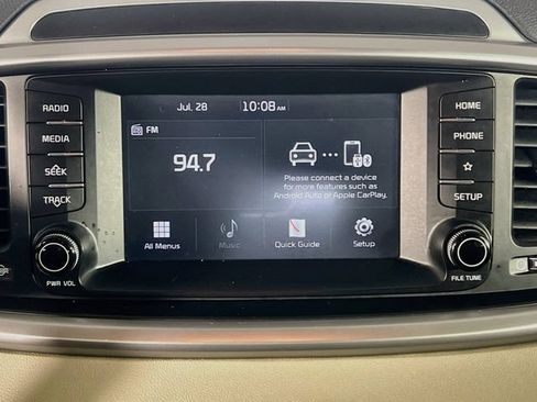 Used 2019 Kia Sorento AWD V6 image 21