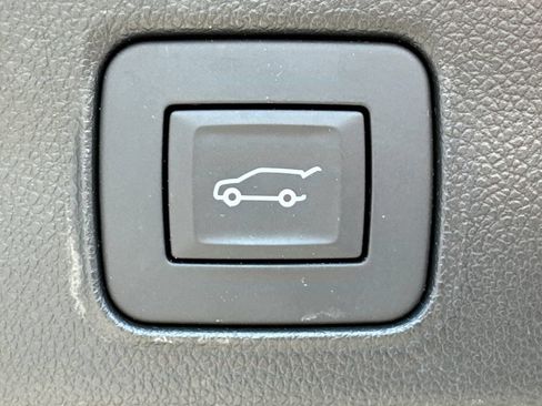 Used 2024 Chevrolet TrailBlazer ACTIV w/ Convenience Package FWD image 21