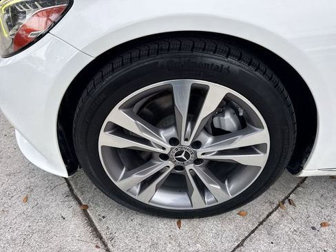 Used 2019 Mercedes-Benz C 300 Sedan image 10