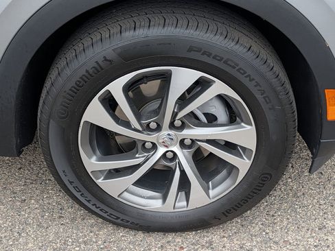 Used 2023 Buick Envision Essence AWD/4WD image 14