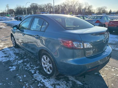 Used 2011 MAZDA MAZDA3 i Sport image 7