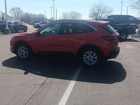 Used 2024 Ford Escape Active w/ Tech Pack #2 image 7