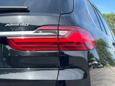 Used 2020 BMW X7 xDrive40i w/ Cold Weather Package AWD/4WD image 14