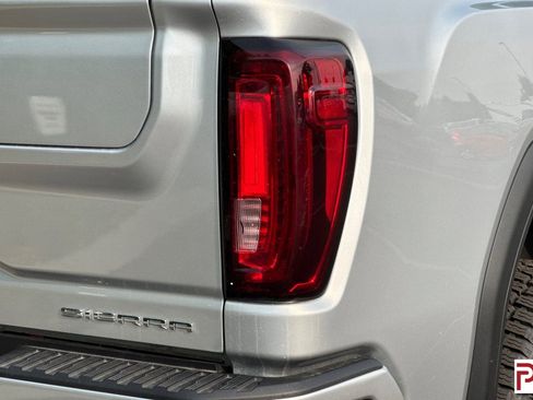 Certified 2022 GMC Sierra 2500 Denali image 34
