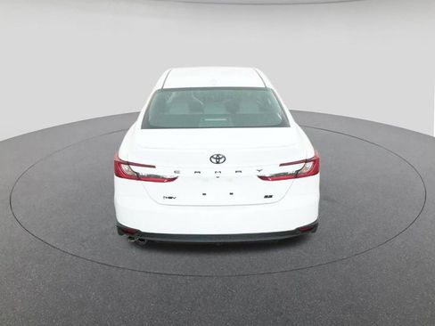 New 2026 Toyota Camry SE image 7