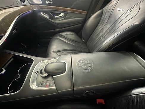 Used 2014 Mercedes-Benz S 63 AMG 4MATIC Sedan image 44