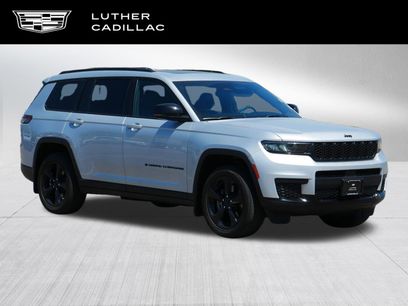 Used 2023 Jeep Grand Cherokee L Laredo