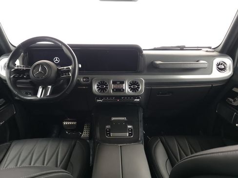 Used 2025 Mercedes-Benz G 550 image 27