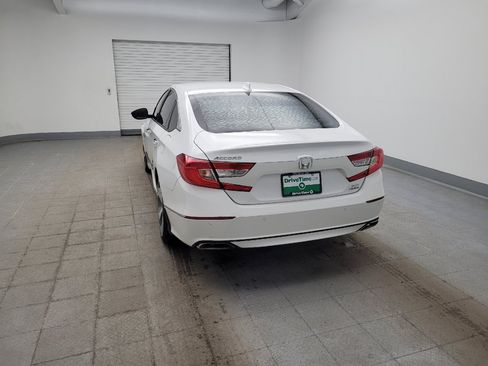 Used 2019 Honda Accord Touring image 6