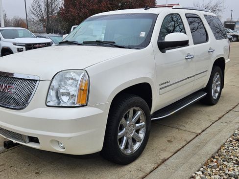 Used 2012 GMC Yukon Denali image 8