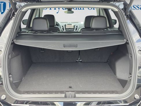 Used 2024 Chevrolet Equinox Premier FWD image 38