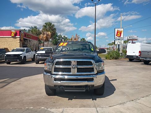 Used 2018 RAM 3500 SLT w/ Snow Chief Group AWD/4WD image 34