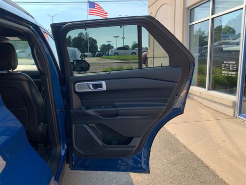 Used 2020 Ford Explorer Limited AWD/4WD image 45
