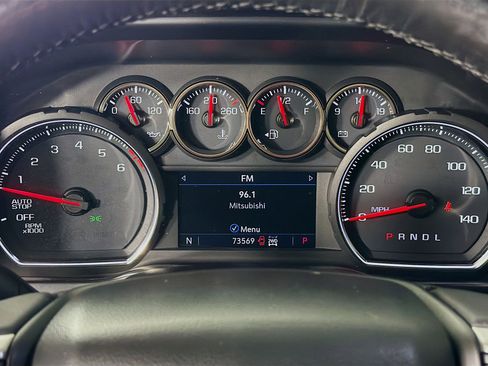 Used 2019 Chevrolet Silverado 1500 RST image 14