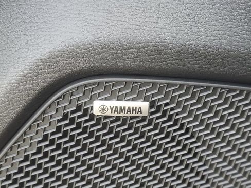 New 2026 Mitsubishi Outlander LE AWD/4WD image 31
