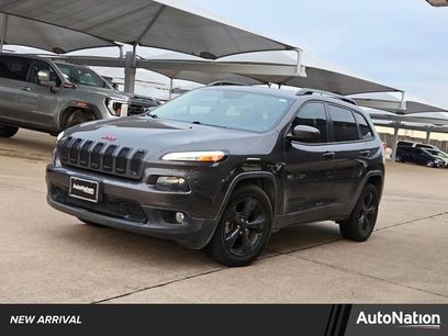 Used 2015 Jeep Cherokee Latitude w/ Comfort/Convenience Group