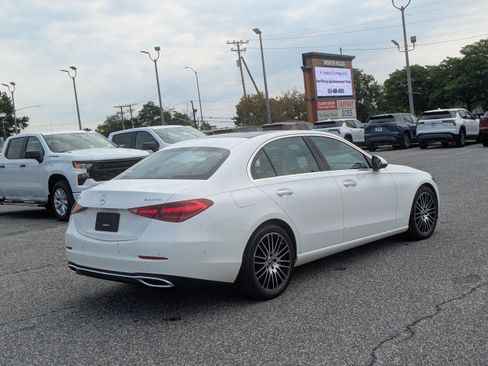 Used 2023 Mercedes-Benz C 300 4MATIC Sedan w/ Exclusive Trim Package image 9