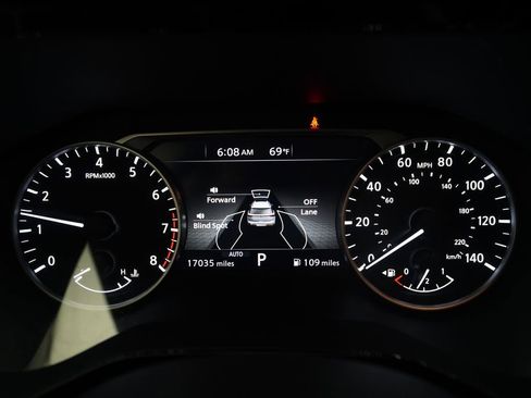 Certified 2025 Nissan Pathfinder Rock Creek image 2