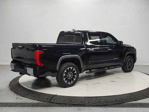Used 2024 Toyota Tundra Limited AWD/4WD image 7
