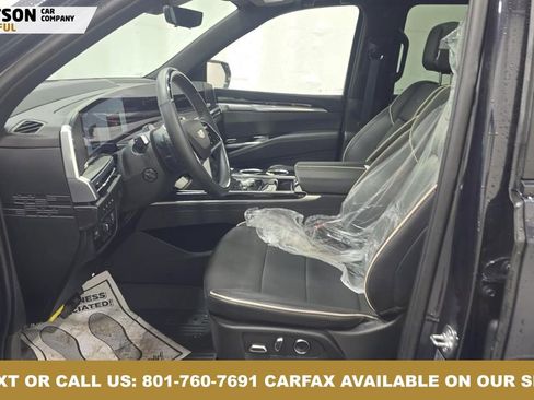 Used 2025 Cadillac Escalade ESV Sport image 6