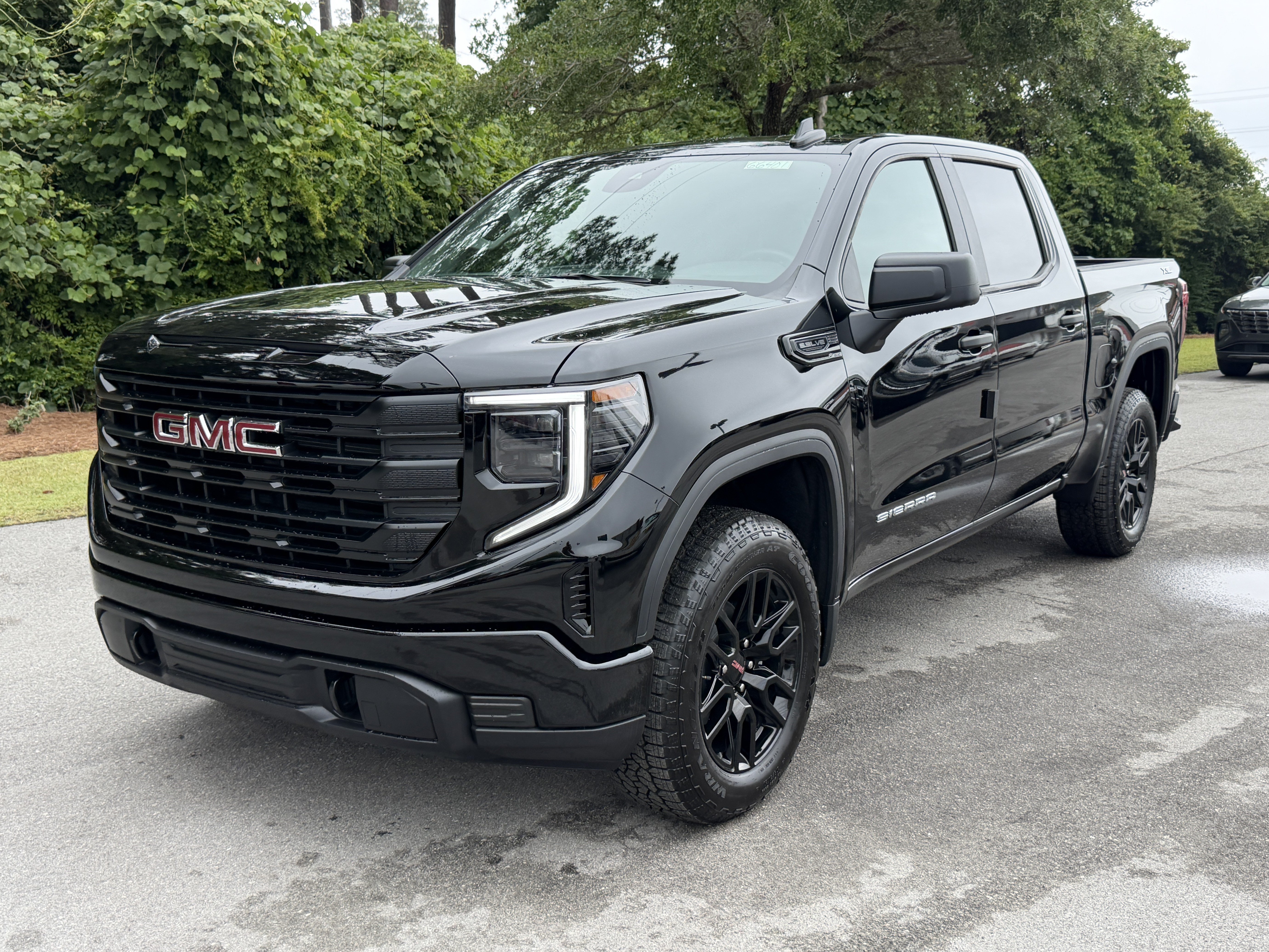 New 2026 GMC Sierra 1500 Pro w/ Graphite Edition RWD image 33