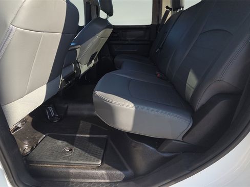 Used 2018 RAM 1500 Tradesman image 21