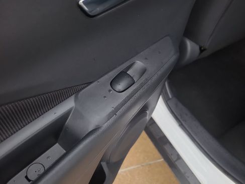 Certified 2024 Nissan Kicks SV FWD image 15