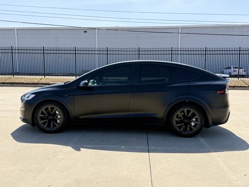 Used 2022 Tesla Model X image 7