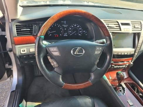 Used 2008 Lexus LS 460 image 30