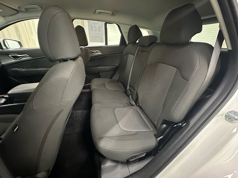 Used 2024 Kia Sportage LX image 22
