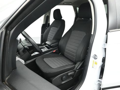 Used 2022 Ford Edge SE w/ Black Appearance Package AWD/4WD image 9