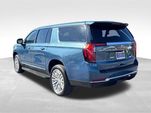 Used 2026 GMC Yukon XL Elevation w/ Elevation Premium Package AWD/4WD image 6