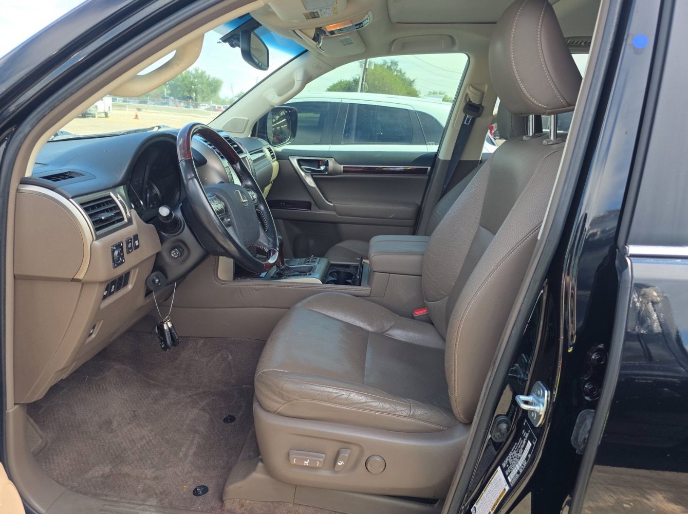Used 2016 Lexus GX 460 w/ Premium Package AWD/4WD image 7