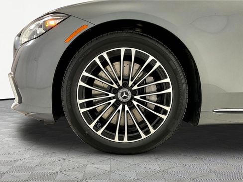 Certified 2023 Mercedes-Benz S 500 4MATIC image 34