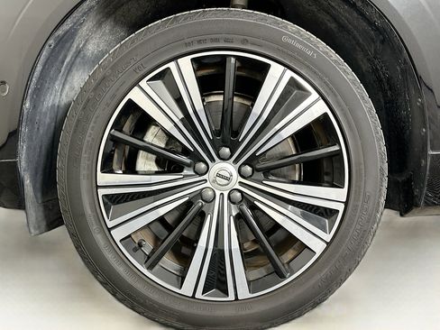 Used 2022 Volvo XC60 B6 Inscription w/ Advanced Package image 11
