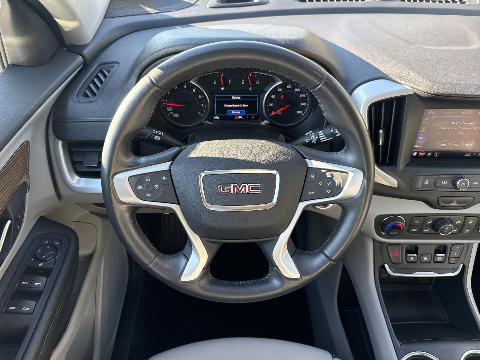 Used 2020 GMC Terrain SLE w/ Driver Convenience Package AWD/4WD image 17