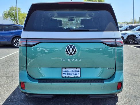 New 2025 Volkswagen ID. Buzz Pro S Plus image 4