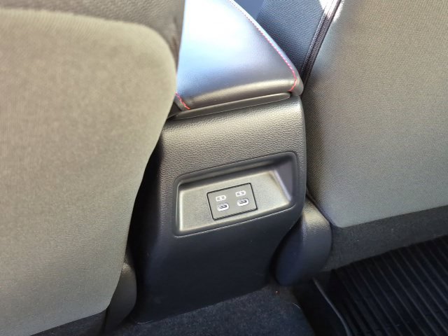 Used 2025 Toyota Corolla SE w/ SE Premium Package FWD image 17