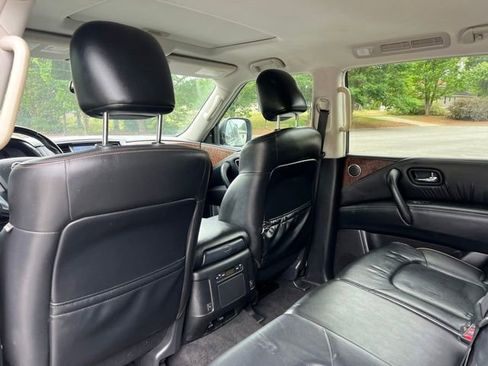 Used 2020 Nissan Armada SL w/ Premium Package AWD/4WD image 12