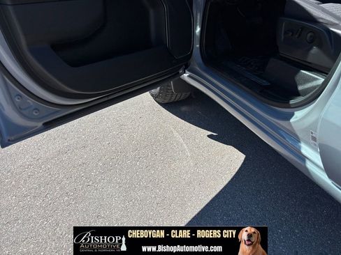 Used 2024 Chevrolet Silverado 1500 LT AWD/4WD image 26