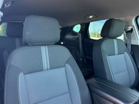 Used 2024 Chevrolet Blazer LT w/ Convenience Package FWD image 17