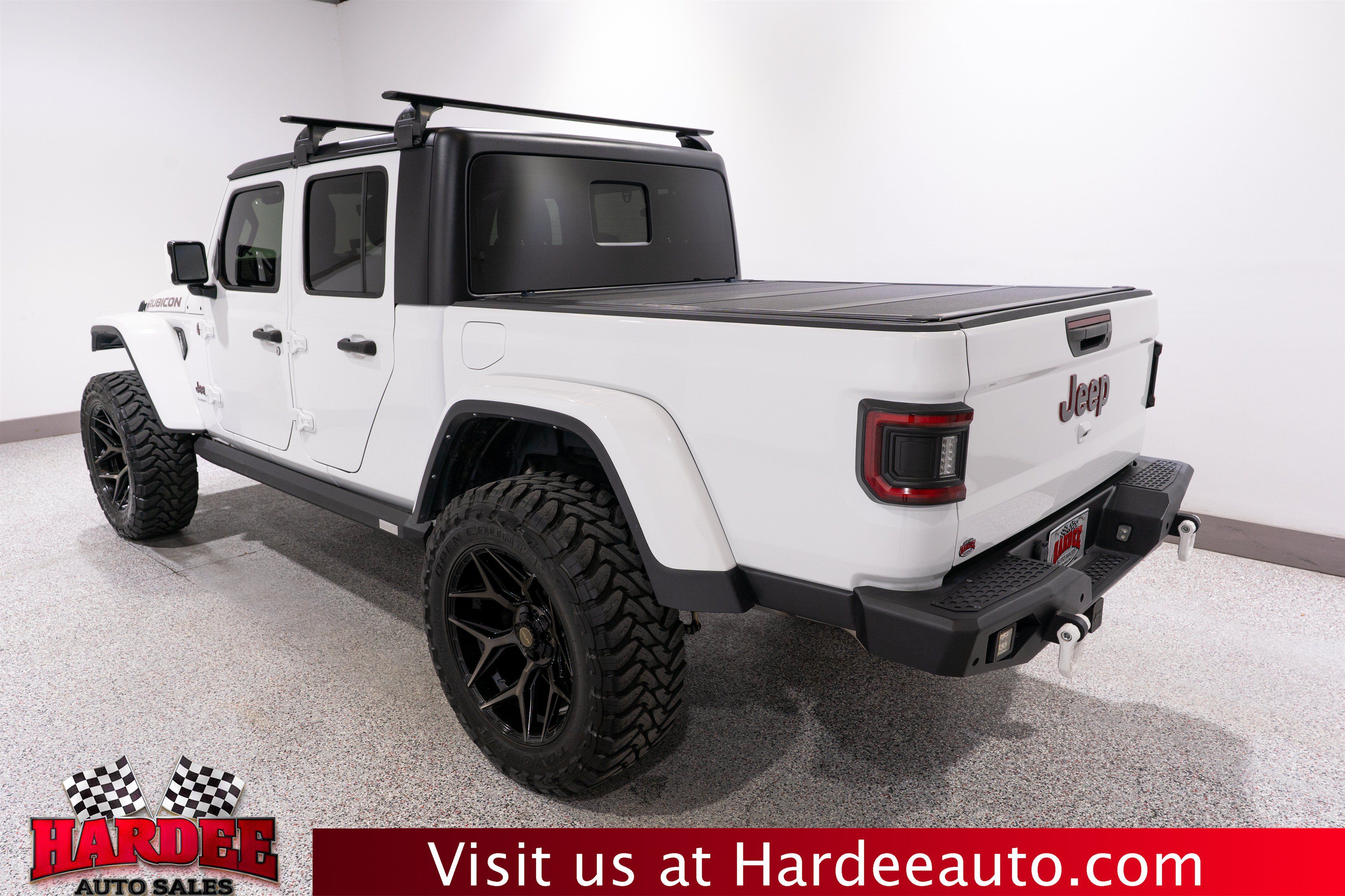 Used 2023 Jeep Gladiator Rubicon w/ Cold Weather Group AWD/4WD image 3