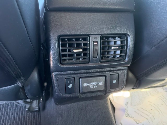 Used 2018 Subaru Outback 2.5i Limited AWD/4WD image 16