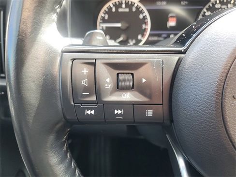 Used 2023 Nissan Pathfinder SL w/ Lighting Package (N92) image 26